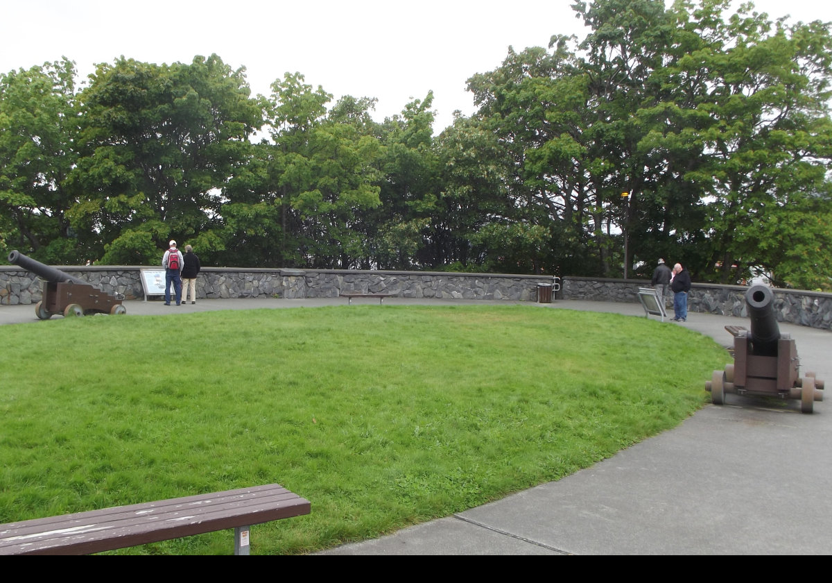 In 1959, when Alaska became the 49th state, the first flag showing 49 stars was raised, in secret, on Castle Hill. It became a National Historic Landmark in 1962. The stone parapet with the various plaques were installed in 1965.