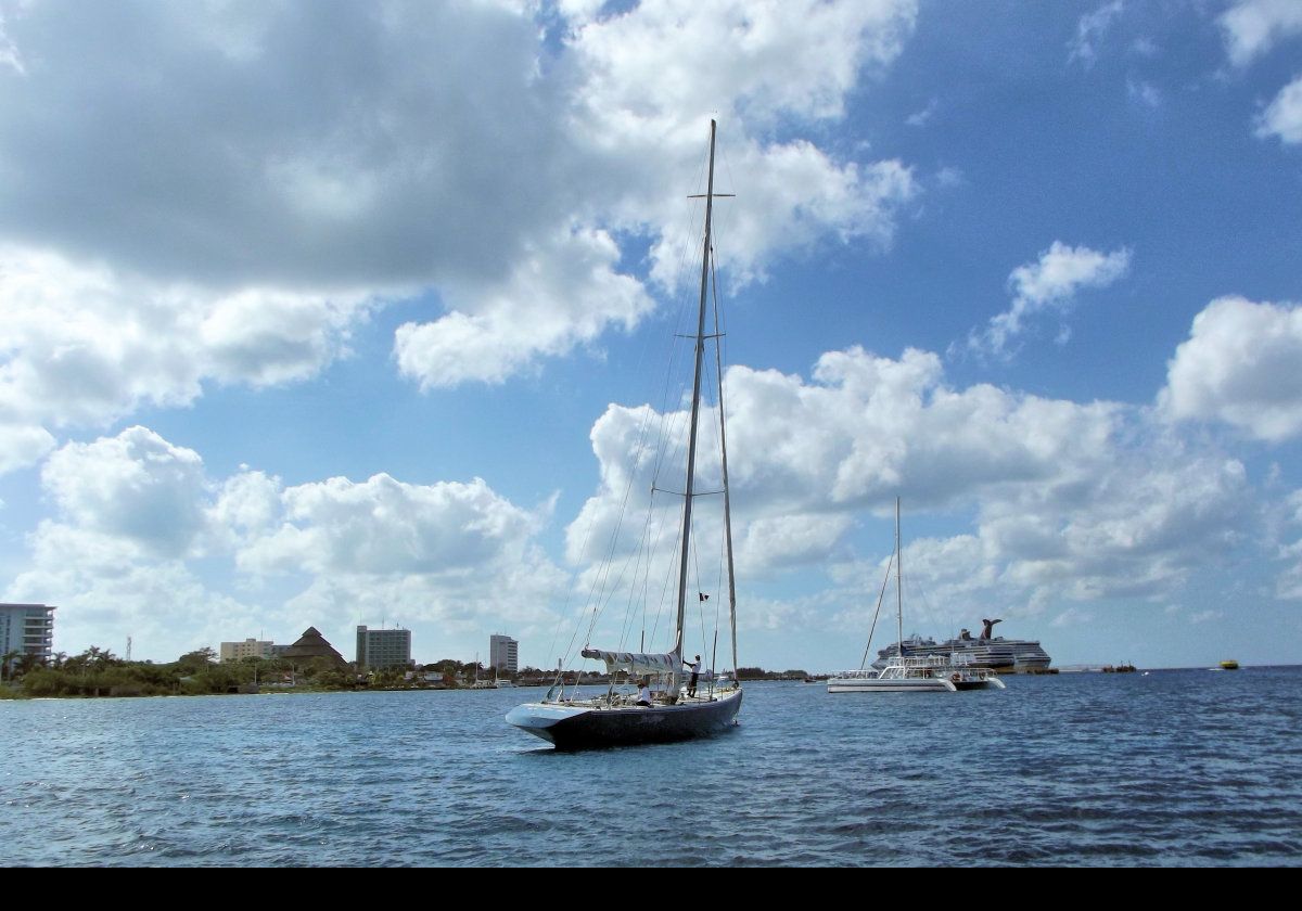 About to set off for the trip across to the Americas Cup yatch on which we will race another boat.  The pictures are on the next section.