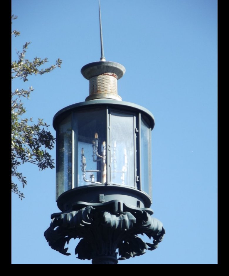 The purpose of the light was to give a safe passage to ships entering the port by avoiding six ships that the British had scuttled in 1779 to impede French and American ships during the Revolutionary War.  