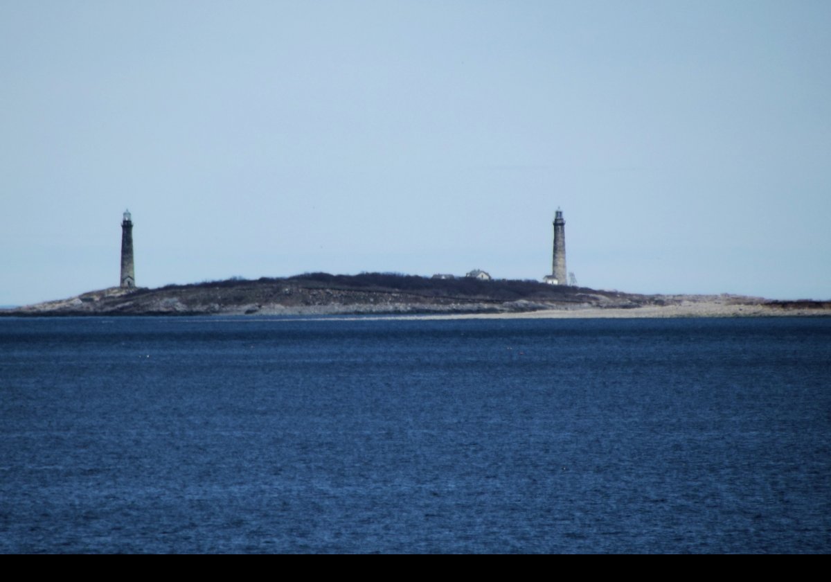 Originally fitted with 1st order Fresnel lenses, the South Light was automated in 1980, and now houses a VRB-25 beacon. The North light was deactivated in 1932, but re-lit with a 200mm optic in 1989 as a private guide to navigation.