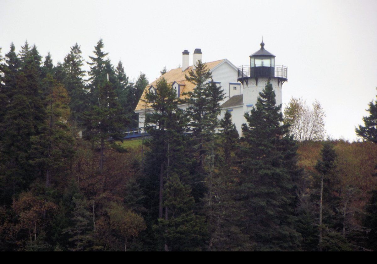 Since 1989, the lighthouse operates as a private aid to Navigation. It is owned by the National Park Service, which leases it as a private residence.