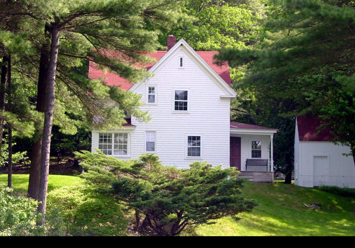 The keepers cottage and out buildings.