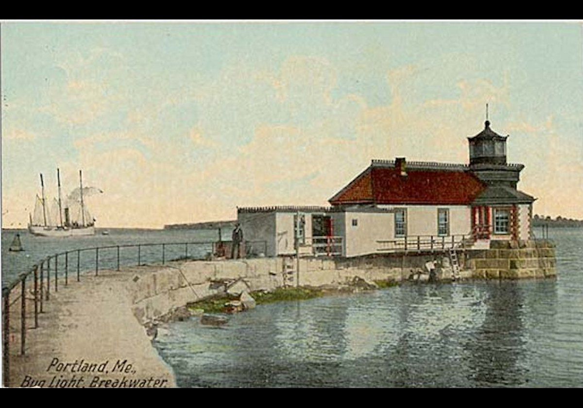 The Portland Breakwater Light. A postcard of the Bug Light taken around 1915/1930. The keeper's cottage is still there, as are the two additional rooms built in 1903. Credit The Smithsonian