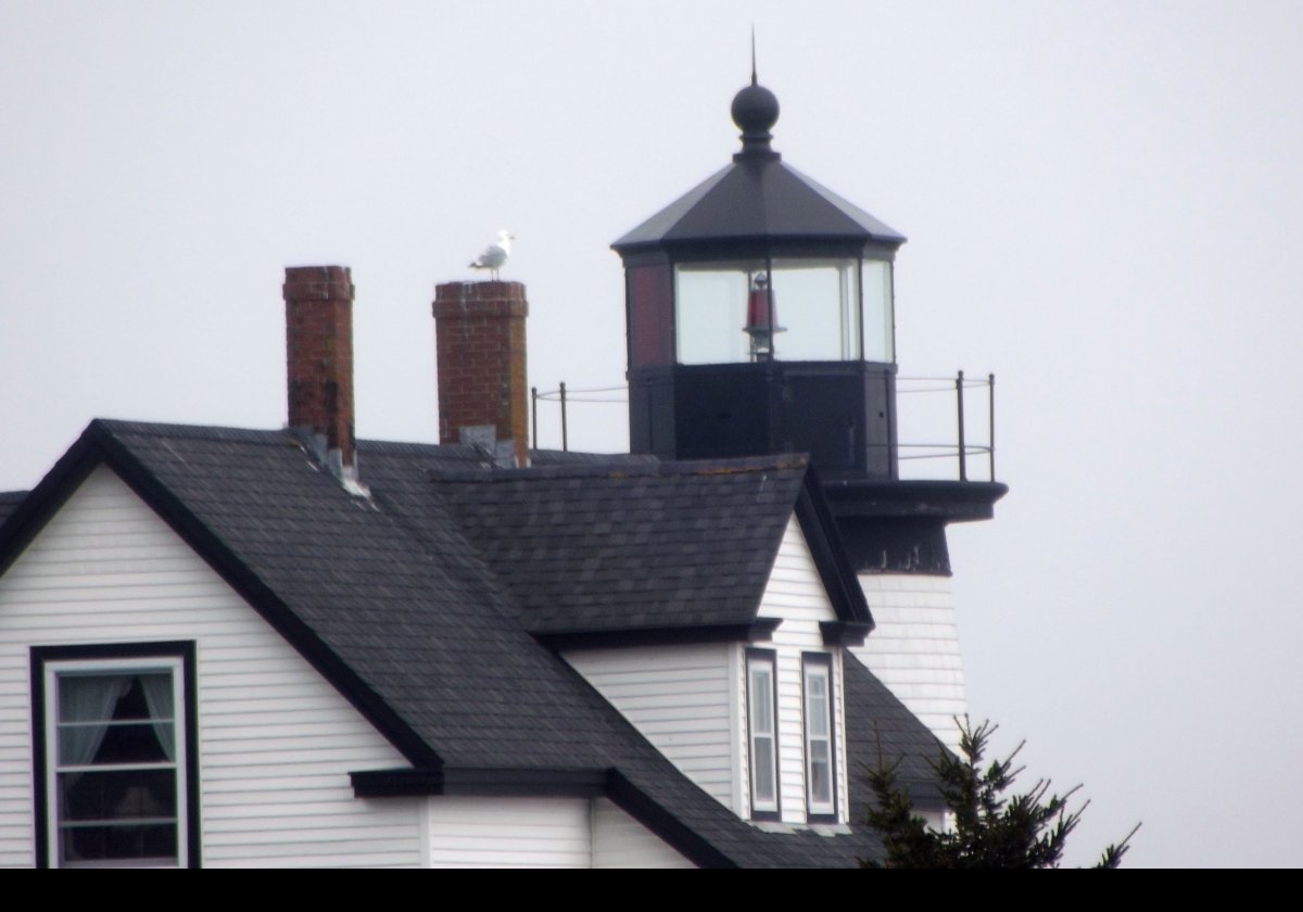 The lamp appears to be a Pharos FA-250, though I am not certain. The lighthouse continues to function as an active aid to navigation.