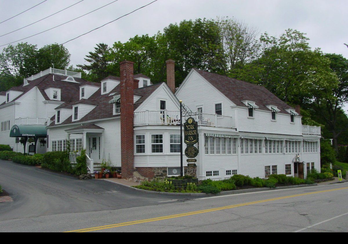 We have stayed at the York Harbor Inn a number of times.  Initially, we stayed in the small, but much cheaper, rooms in the main building.  More recently, we have splurged on the larger & much more luxurious rooms.  The food is very good both for the continental breakfast and for dinner.  