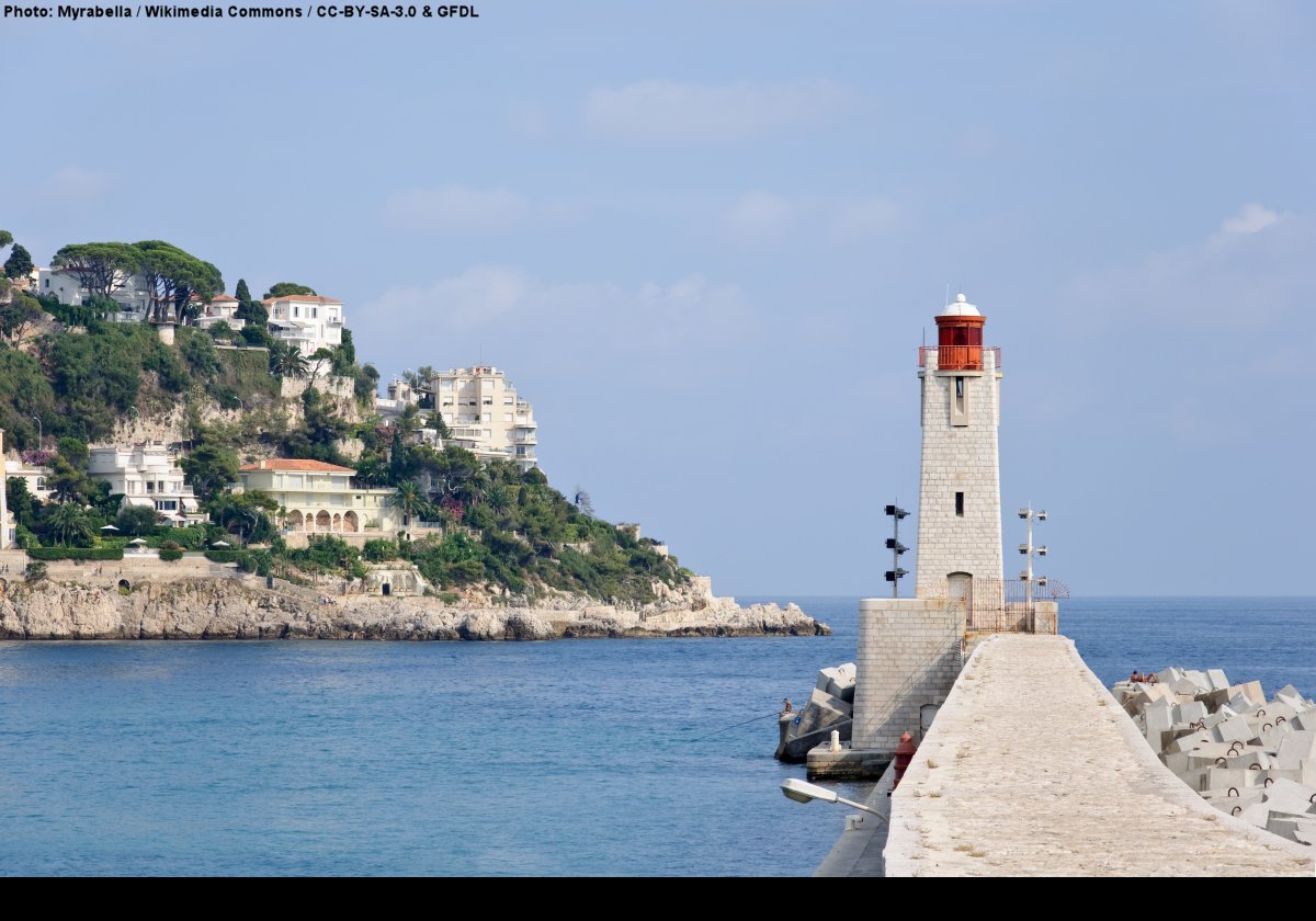 Phare de Nice (Alpes-Maritimes, France)