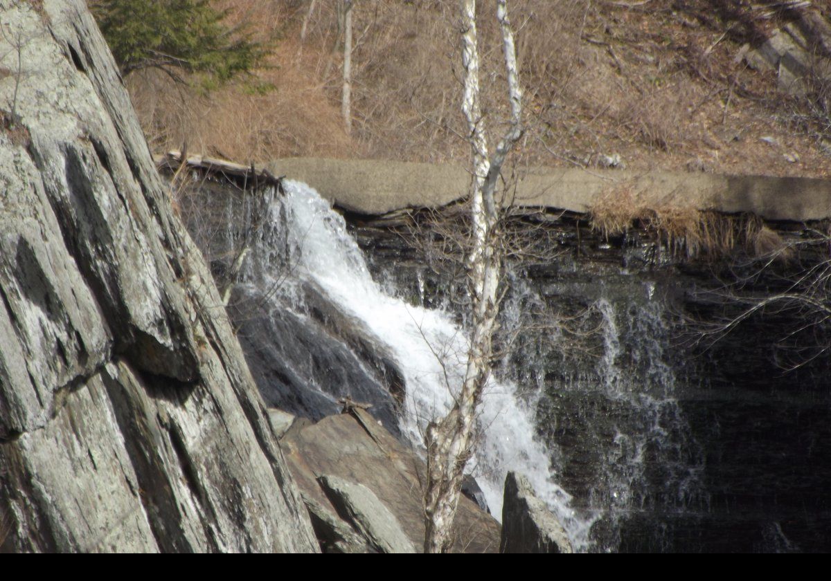 A close view of the very top of the falls.