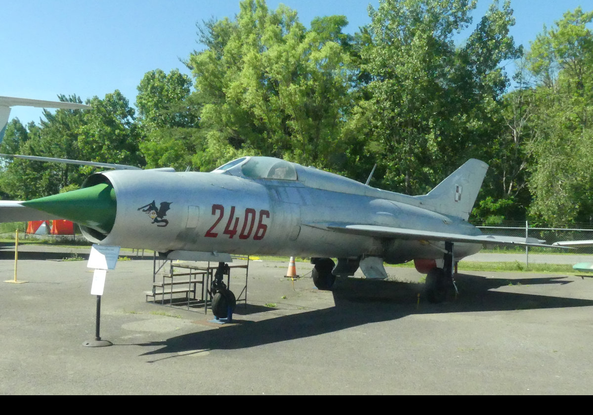 Mikoyan-Gurevich MIG-21 Fishbed.  More information on the next photo.