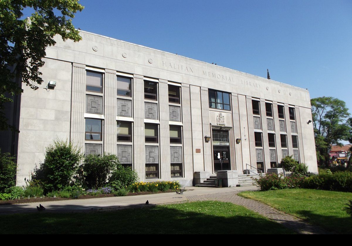 The Spring Garden Road Memorial Library that closed in Aug 2014. The Churchill statue in the previous picture is situated in the grounds.