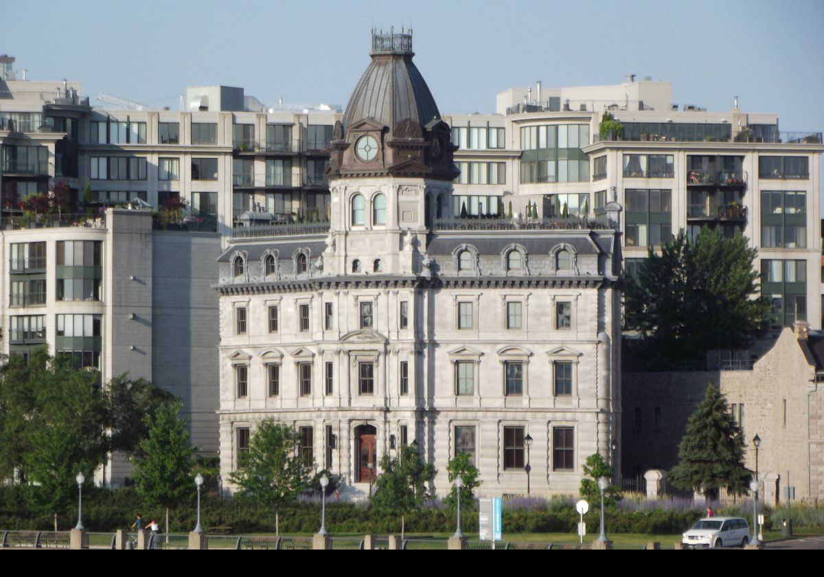 Harbour Commissioners Building.