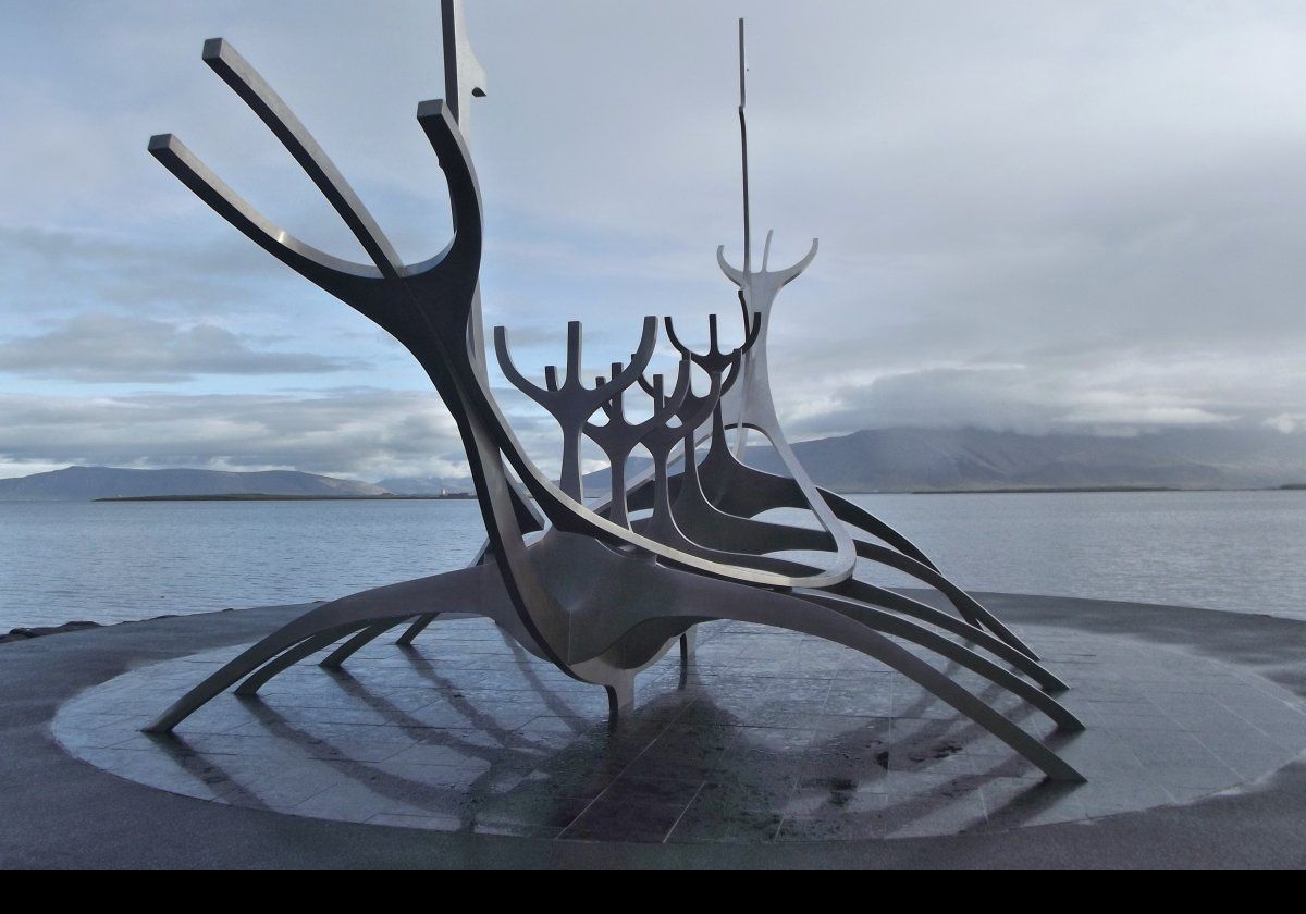 Sun Voyager, or Sólfar, is sculpture by Jón Gunnar Árnason located on the coast off Sæbraut. The idea was to have a statue to commemorate the 200th anniversary of the establishment of the city of Reykjavík.