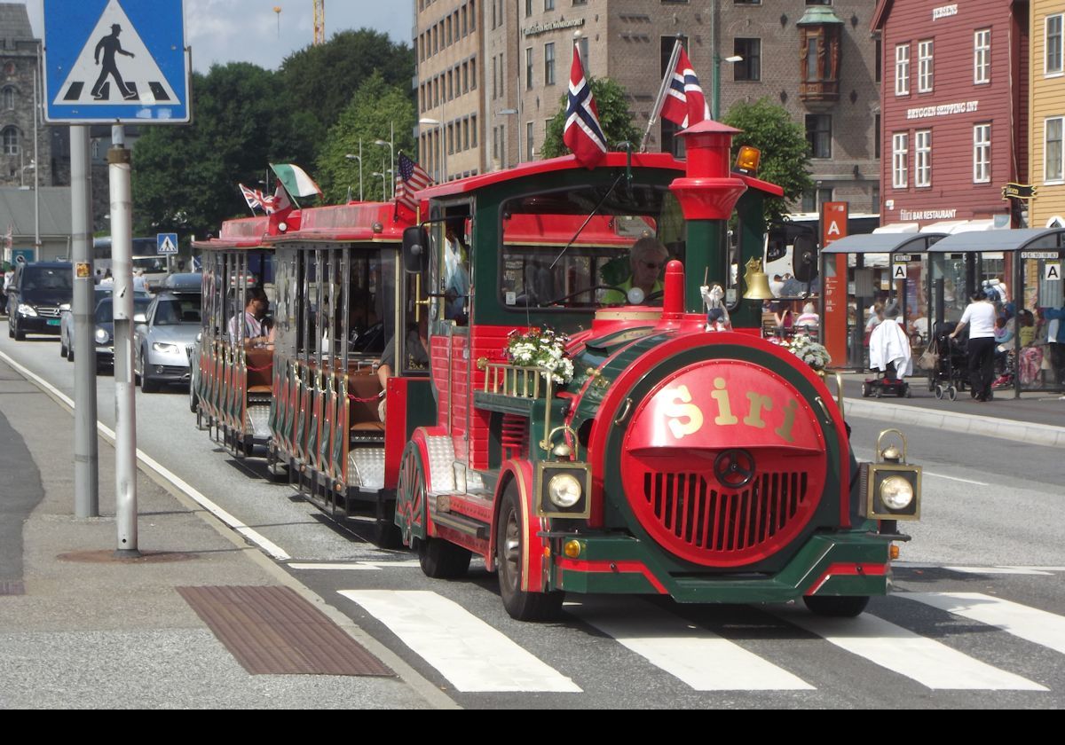 The Siri tourist "train" giving people a tour of Bergen.