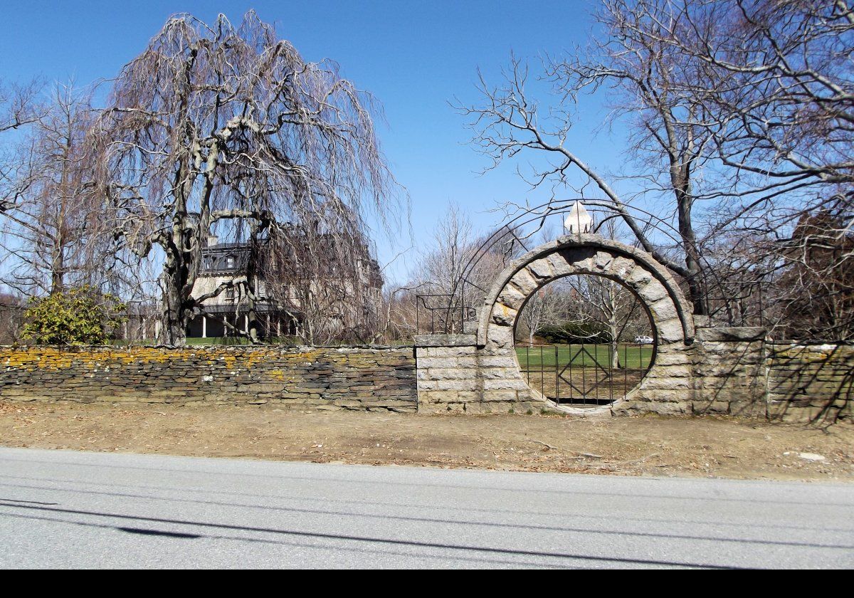 The Moon Gate from outside of the grounds.