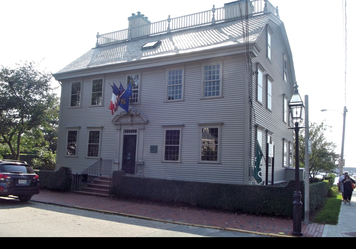 The original part of Hunter House was built in 1748 for Deputy Governor Jonathan Nichols, Jr on its present site at 54 Washington Street.  