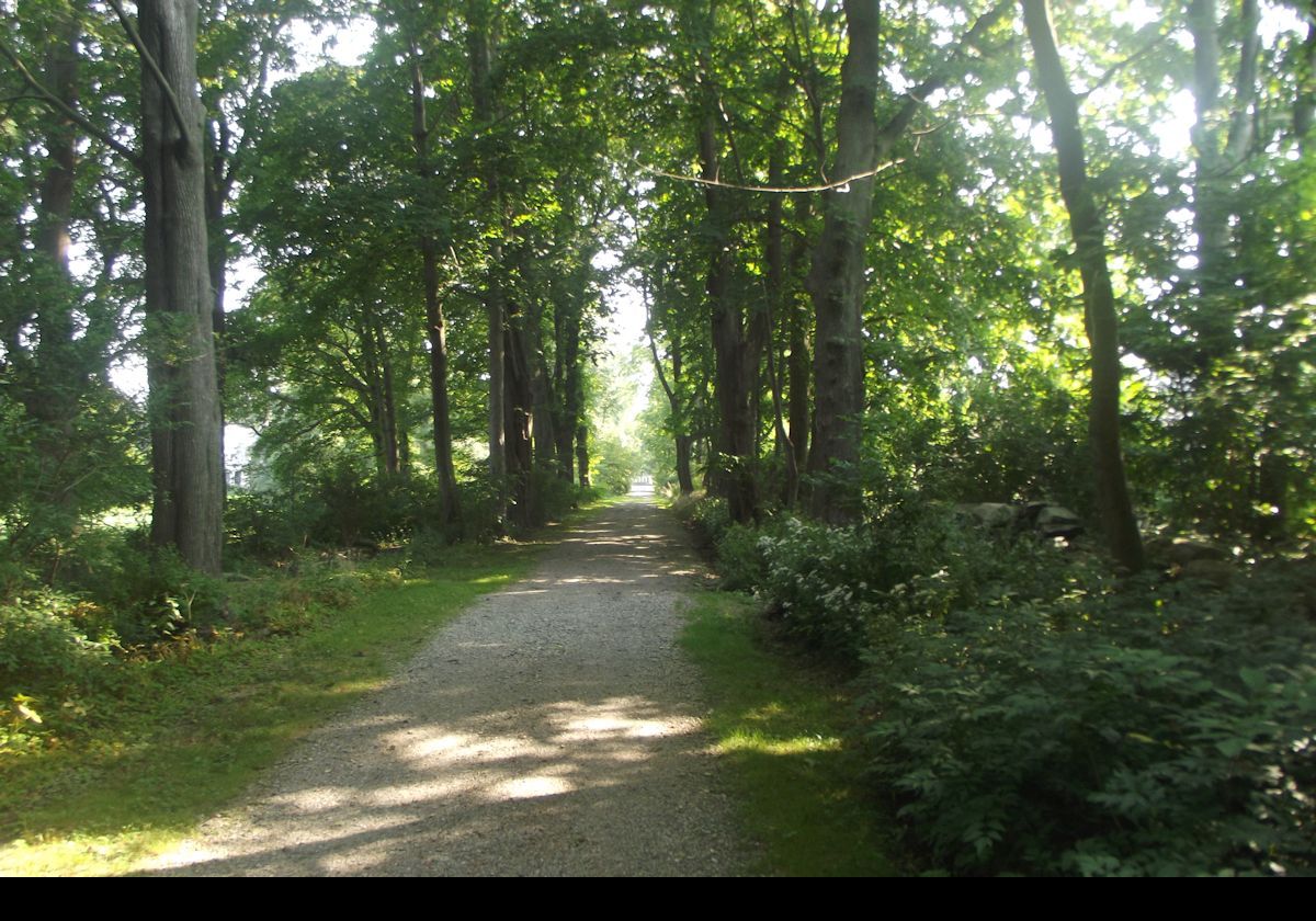 The path leading down to Narragansett Bay. It is known as Lovers Lane.