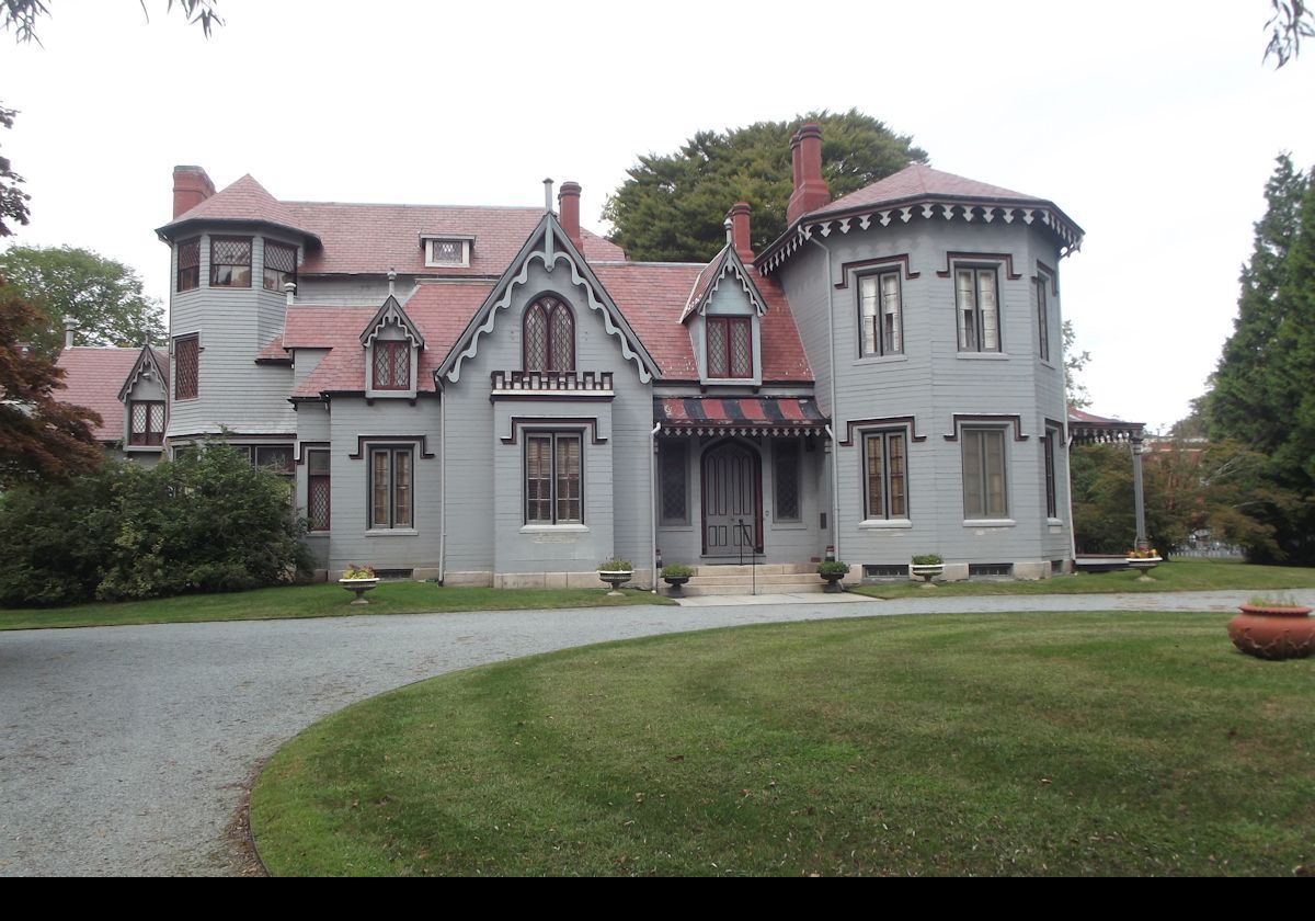 He hired the famous architects McKim, Mead and White to enlarge the house in 1880. The last of the King family gave the house to the Preservation Society in 1972 together with all the original family contents.