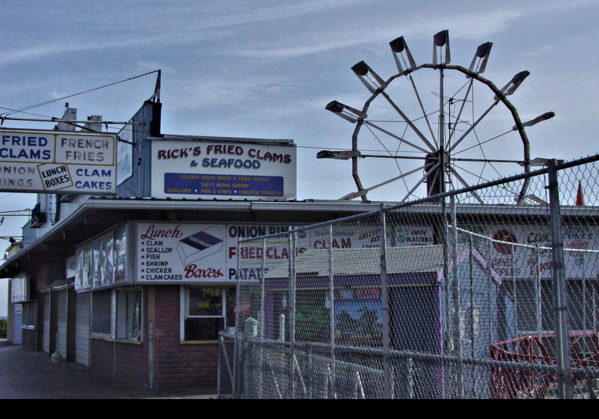 Rick's is something of a staple in Old Orchard Beach, though the reviews are pretty mixed.  Closed when we were there, so no comment.